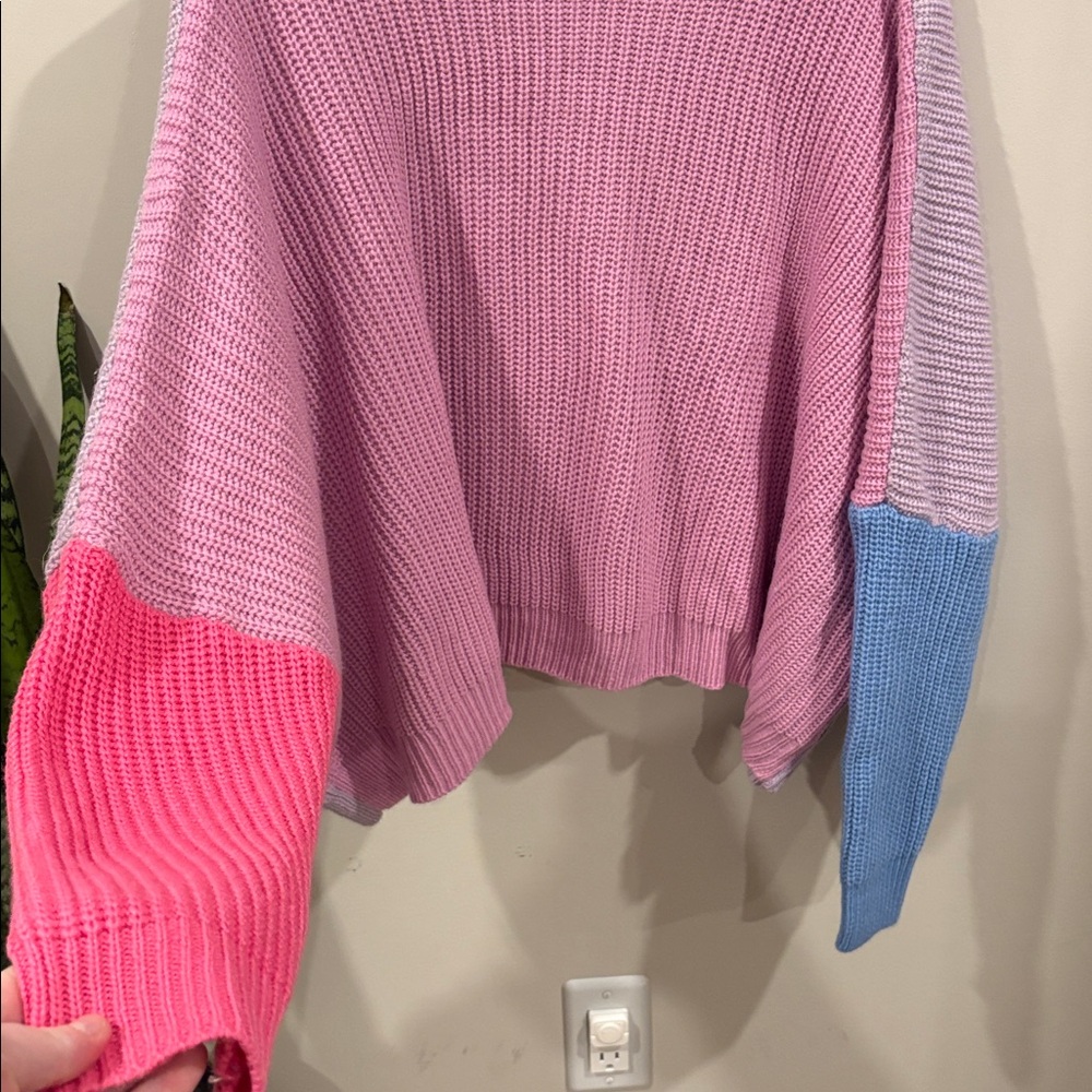 Oversized Colorblock Sweater - Picture 3 of 4